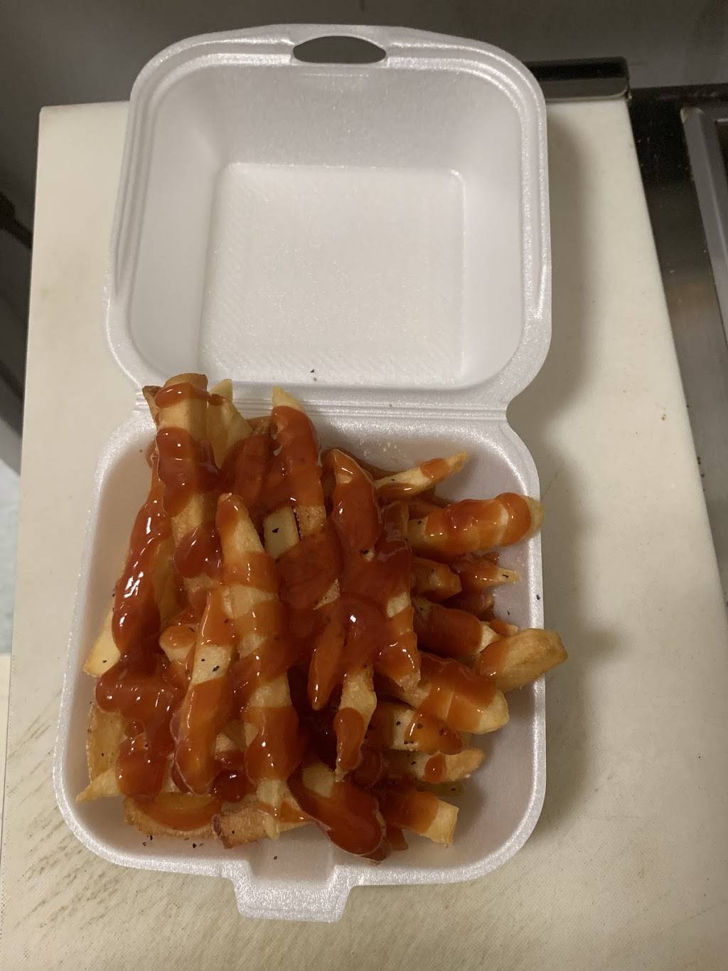 Gorsuch Deli | restaurant | 959 Gorsuch Ave, Baltimore, MD 21218, USA | 4103661735 OR +1 410-366-1735