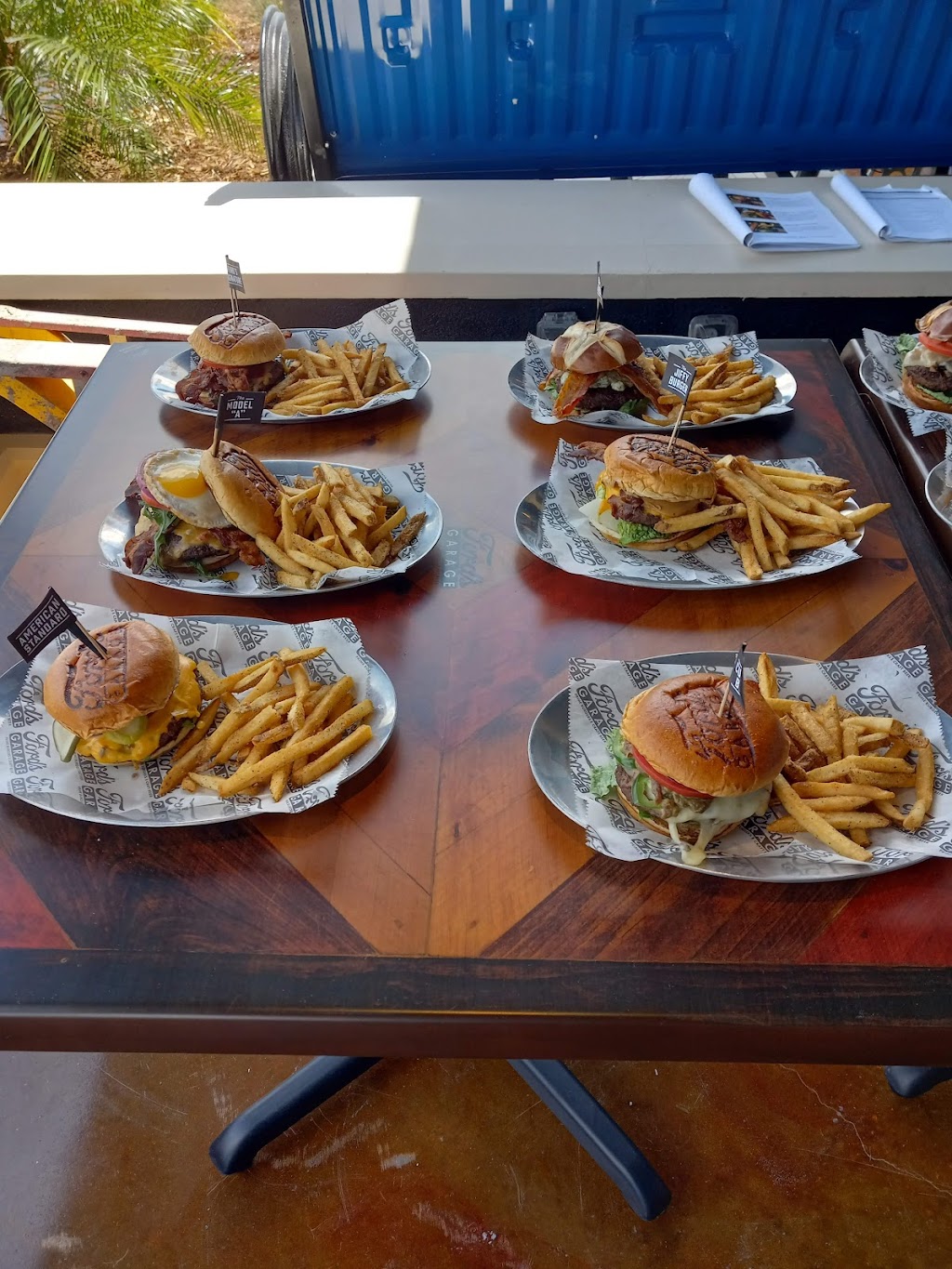 Fords Garage Daytona | restaurant | 1495 Cornerstone Blvd, Daytona Beach, FL 32117, USA | 3866143673 OR +1 386-614-3673