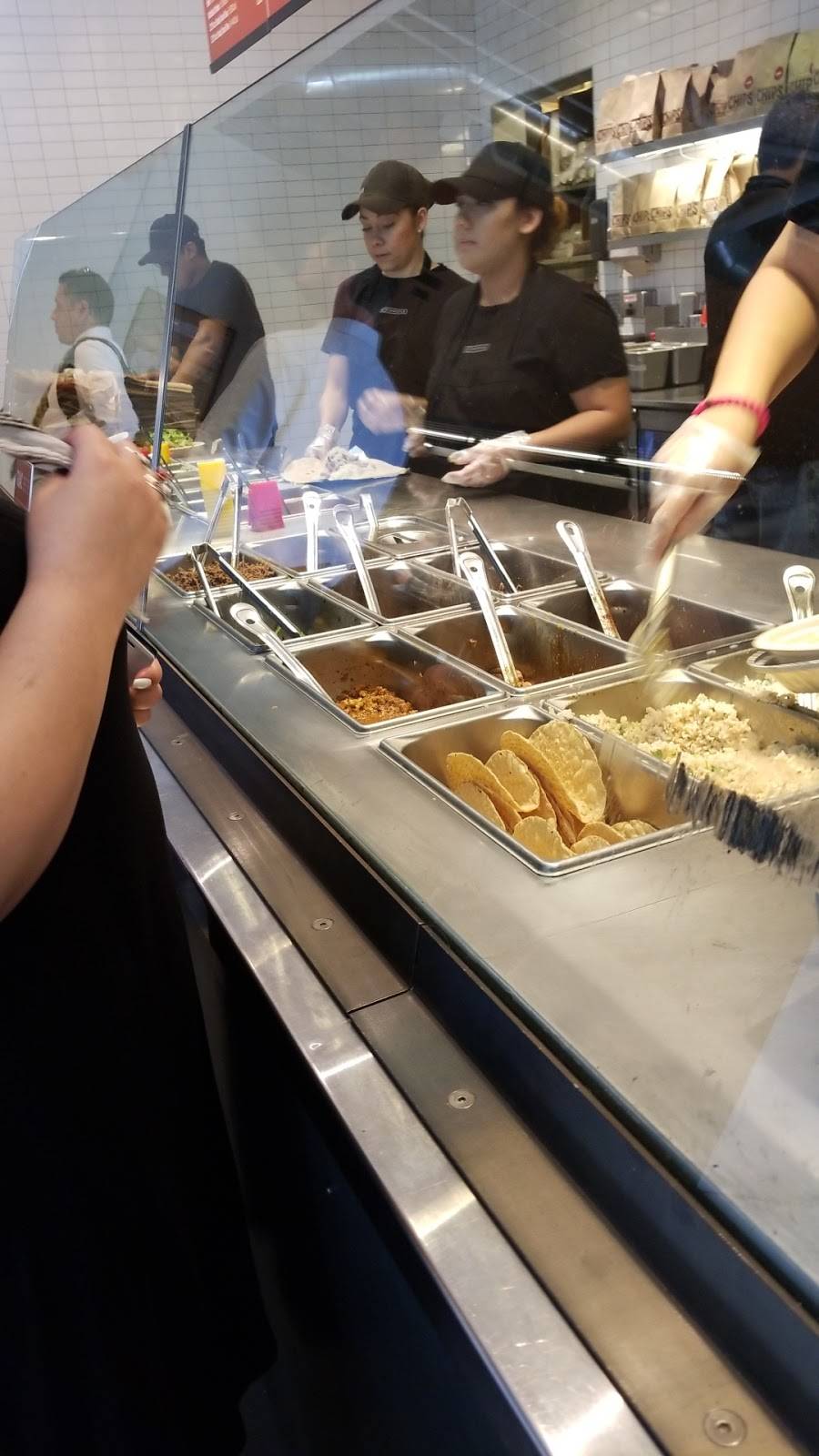 Chipotle Mexican Grill | restaurant | 11 W Washington St #140, Phoenix, AZ 85003, USA | 6025135751 OR +1 602-513-5751