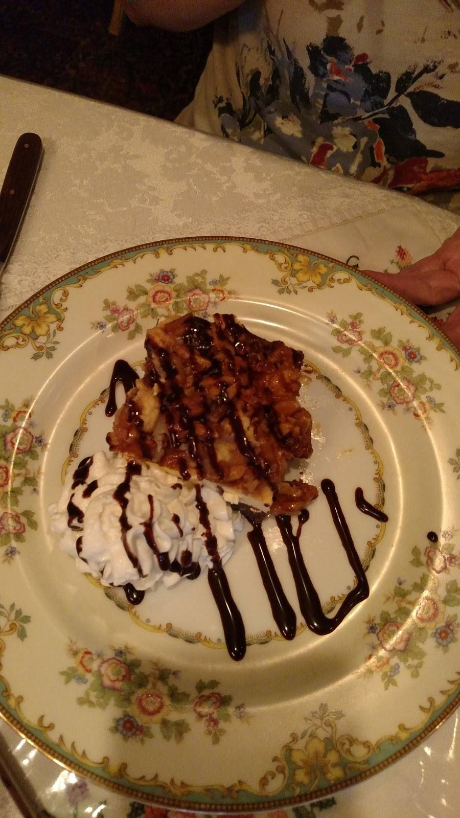 Der Jaeger | restaurant | 55 Purdytown Turnpike, Lakeville, PA 18438, USA | 5702268252 OR +1 570-226-8252