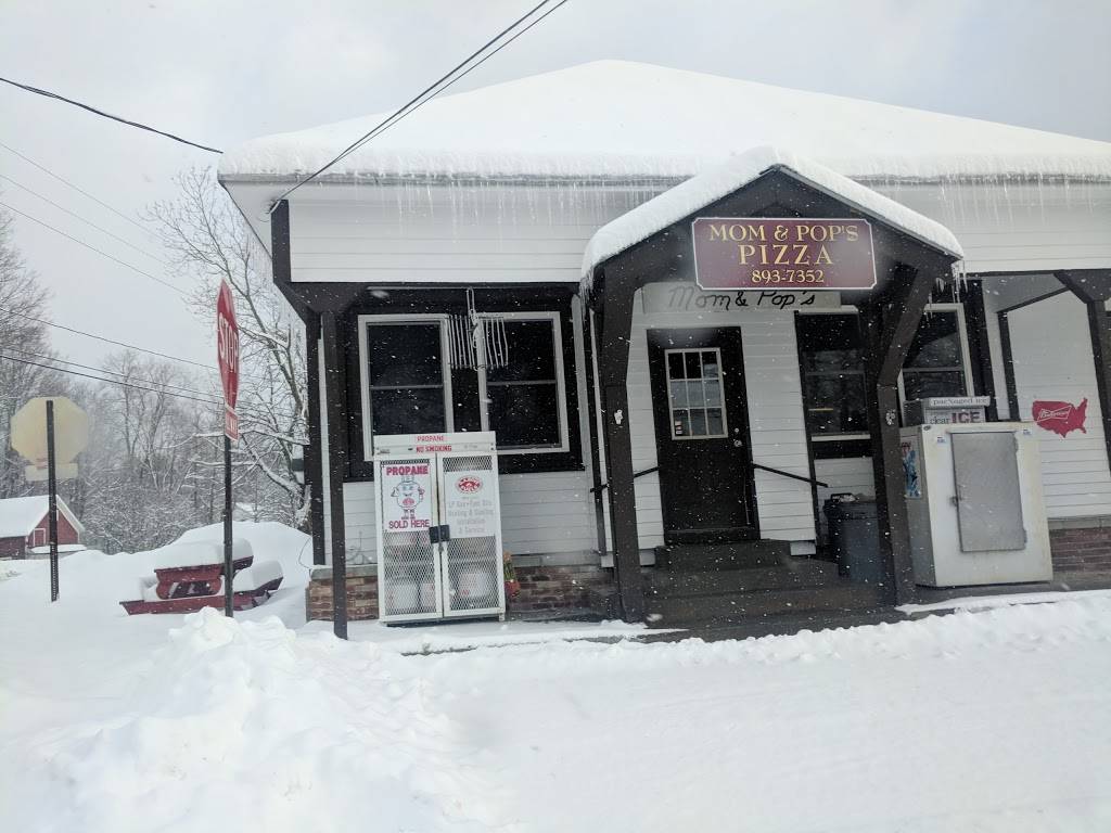 Mom & Pops Pizza | restaurant | 361 Porter Corners Rd, Porter Corners, NY 12859, USA | 5188937352 OR +1 518-893-7352