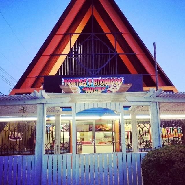 Tortas y Bionicos "Nice" Santa Ana | meal takeaway | 222 E Warner Ave, Santa Ana, CA 92707, USA | 7145572810 OR +1 714-557-2810