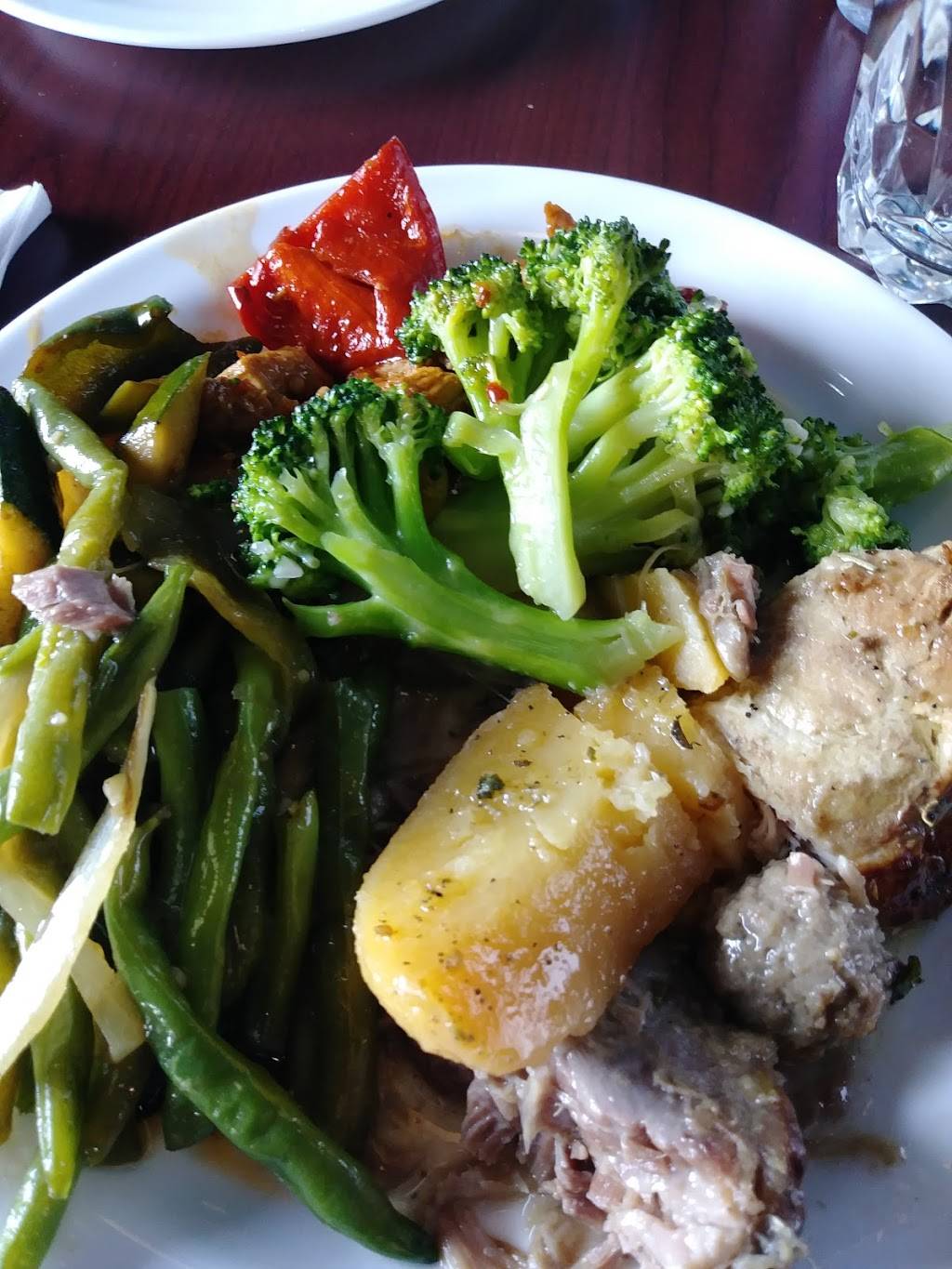 Buffet des Continents de Sherbrooke | restaurant | 340 Rue Belvédère S, Sherbrooke, QC J1H 4B5, Canada | 8195641099 OR +1 819-564-1099