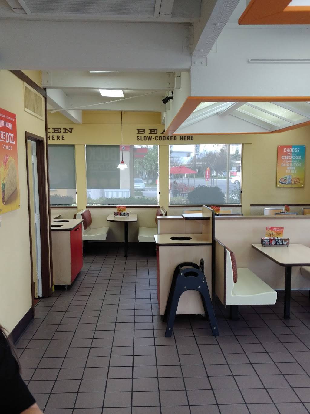 Del Taco | meal takeaway | 1740 E Dyer Rd, Santa Ana, CA 92705, USA | 9492504716 OR +1 949-250-4716