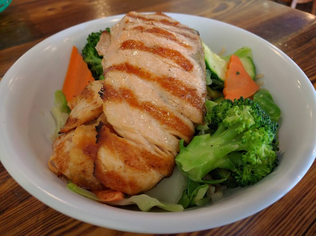 Dot Island Grill | restaurant | 516 2nd St, Davis, CA 95616, USA | 5307538883 OR +1 530-753-8883