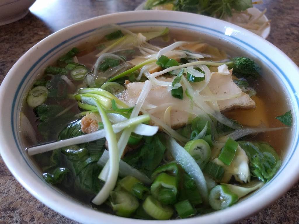Hello Pho | restaurant | 1701 Monument Blvd, Concord, CA 94520, USA | 9259699449 OR +1 925-969-9449