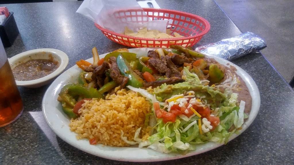 Super Mex | restaurant | 17208 Pacific Coast Hwy, Huntington Beach, CA 92648, USA | 5625924849 OR +1 562-592-4849