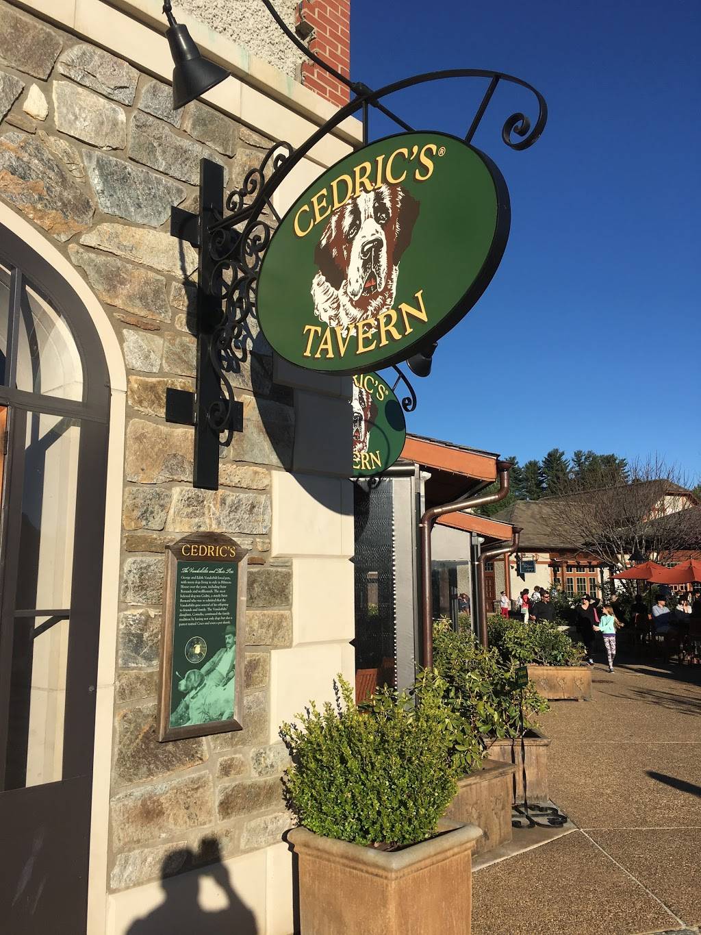 Cedrics Tavern | restaurant | 1 Lodge St, Asheville, NC 28803, USA | 8282251320 OR +1 828-225-1320