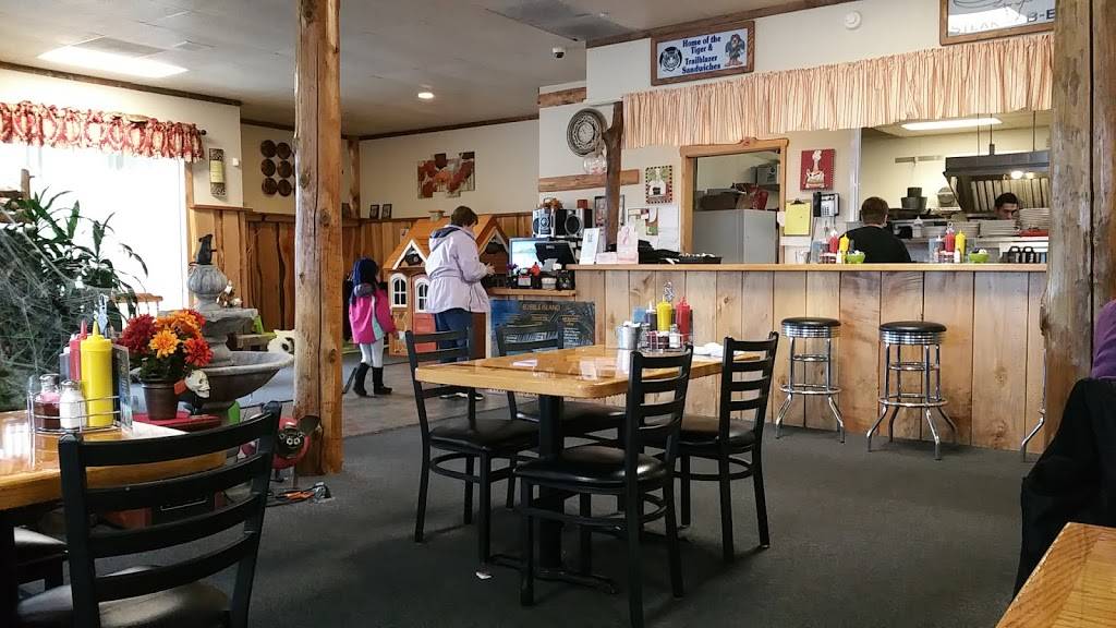 Hometown Restaurant | restaurant | 708 Harrison Ave, Centralia, WA 98531, USA | 3607360359 OR +1 360-736-0359