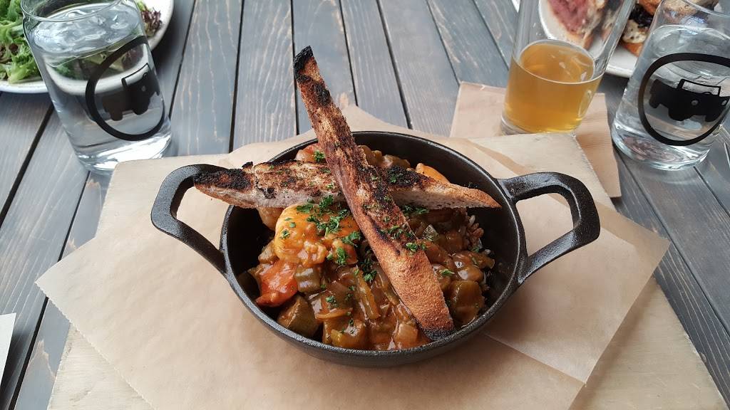 Moxie | restaurant | 52 Wall St, Madison, CT 06443, USA | 2034216963 OR +1 203-421-6963