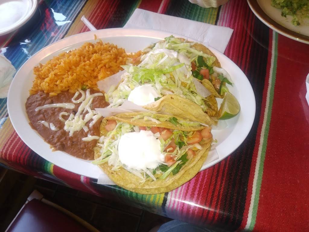 Hacienda Los Gutierrez | restaurant | 640 Gostlin St, Hammond, IN 46327, USA | 2199379902 OR +1 219-937-9902