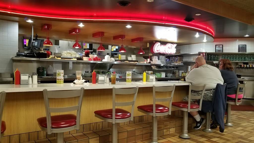 National Coney Island | restaurant | 45221 Utica Park Blvd, Utica, MI 48315, USA | 5863231966 OR +1 586-323-1966