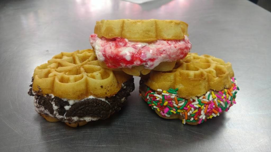 JohnnySweets | bakery | 801 W Main St, Crisfield, MD 21817, USA | 4437545582 OR +1 443-754-5582