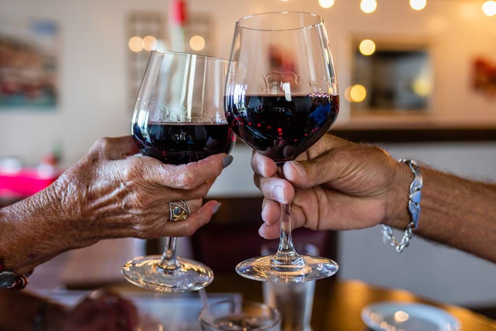 Trattoria Mia | restaurant | 6631 Orion Dr Suite #107, Fort Myers, FL 33912, USA | 2392087300 OR +1 239-208-7300