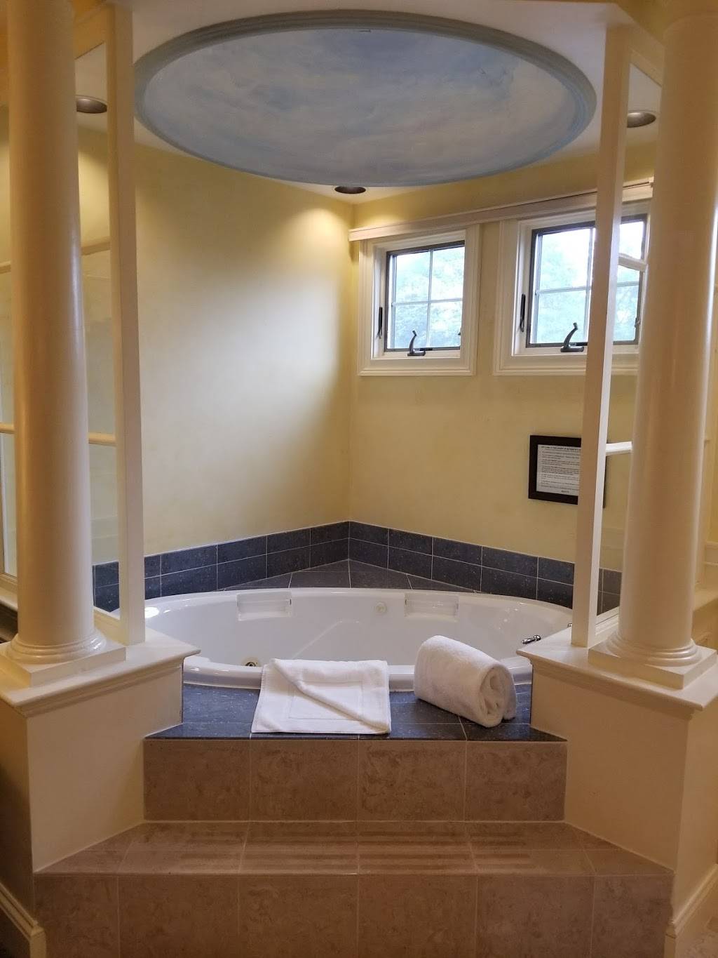 The Danl Webster Inn & Spa | restaurant | 149 Main St Suite #1, Sandwich, MA 02563, USA | 8559580066 OR +1 855-958-0066