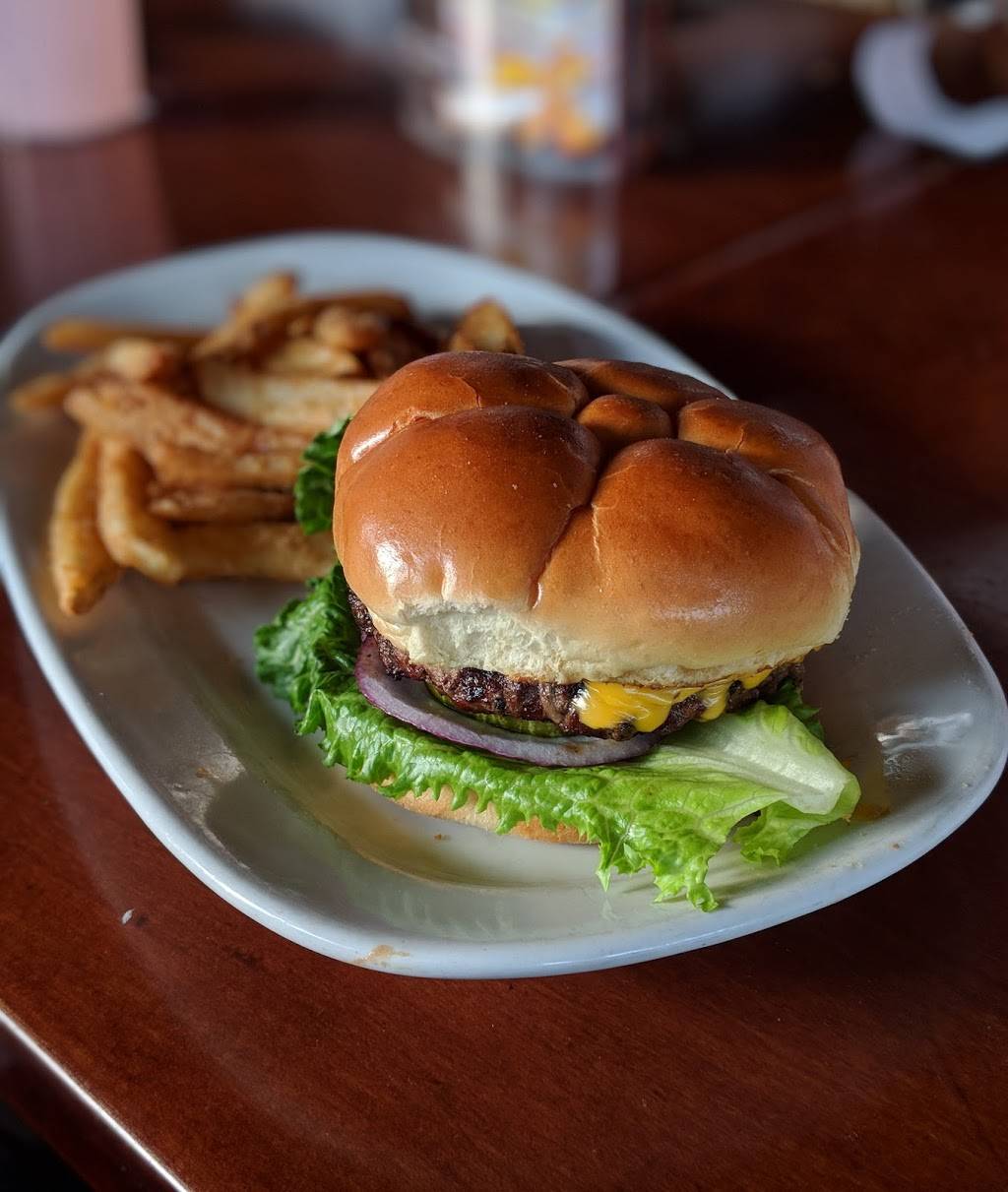 Carolina Ale House | restaurant | 3911 Durham-Chapel Hill Blvd, Durham, NC 27707, USA | 9194902001 OR +1 919-490-2001