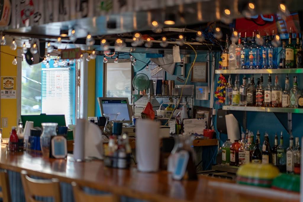 Duck Dive Bar and Grill | restaurant | 406 Sea Mountain Hwy, North Myrtle Beach, SC 29582, USA | 8434277118 OR +1 843-427-7118