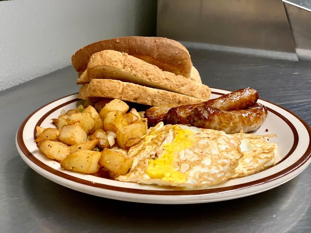 Ellie Mays Restaurant | restaurant | 228 Dry Branch Rd, Monterville, WV 26294, USA | 3043392359 OR +1 304-339-2359