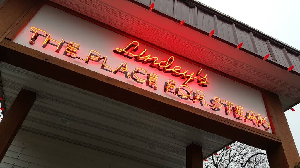 Lindeys Prime Steak House | restaurant | 3600 Snelling Ave N, Arden Hills, MN 55112, USA | 6516339813 OR +1 651-633-9813