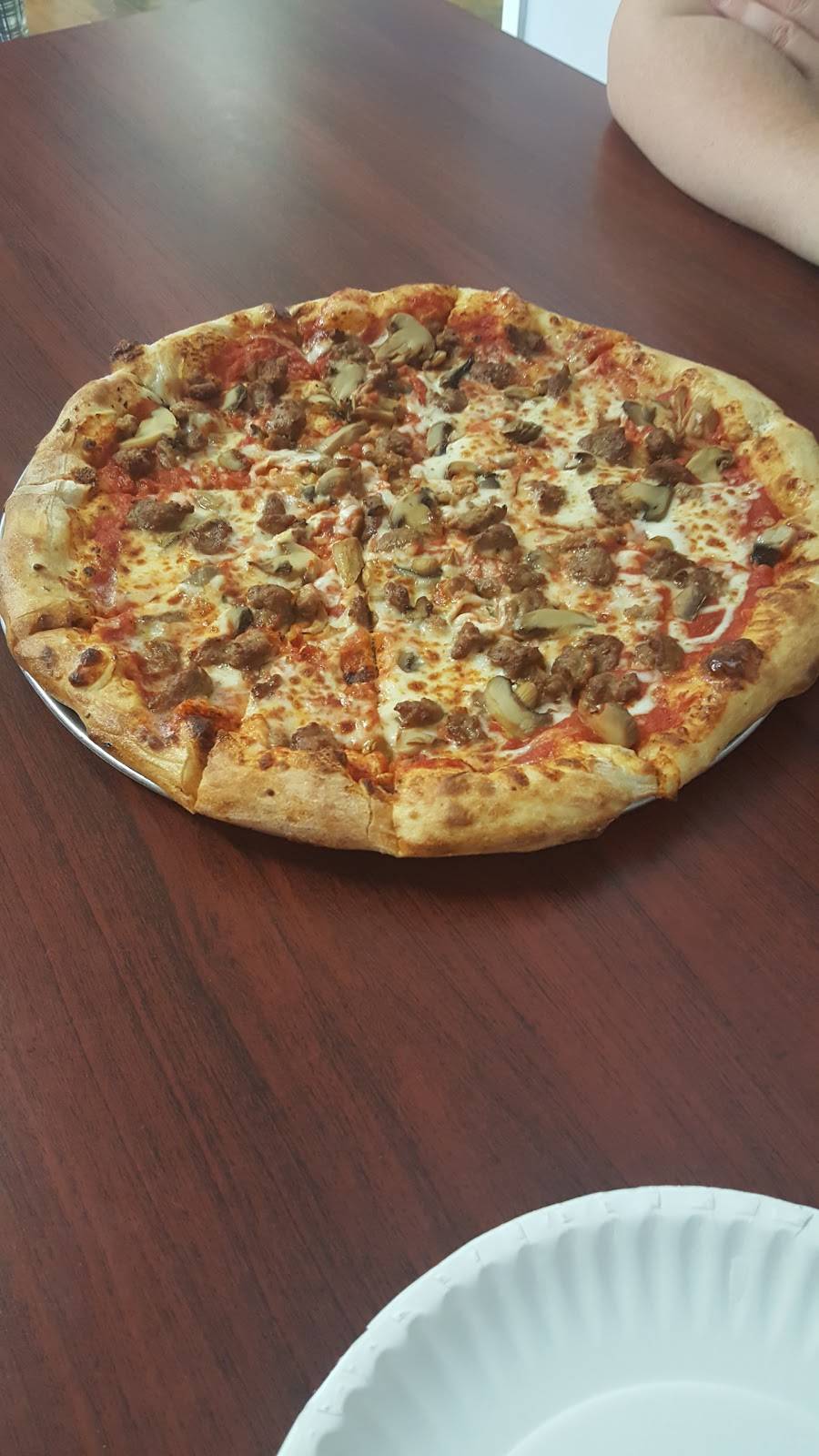 The Pizza Man | restaurant | 107 Bethel St, Clover, SC 29710, USA | 8032223343 OR +1 803-222-3343