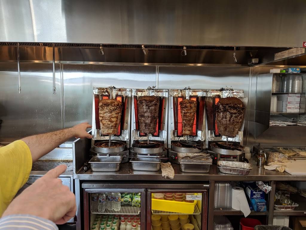 Zankou Chicken | restaurant | 24463 Magic Mountain Pkwy, Valencia, CA 91355, USA | 6617057265 OR +1 661-705-7265