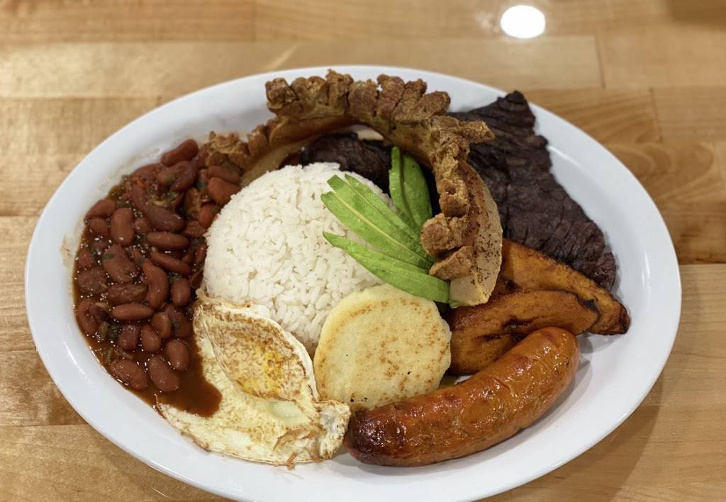 Cafe Colombia Arepas y Mas | restaurant | 350 Broadway, Newburgh, NY 12550, USA | 8452454716 OR +1 845-245-4716