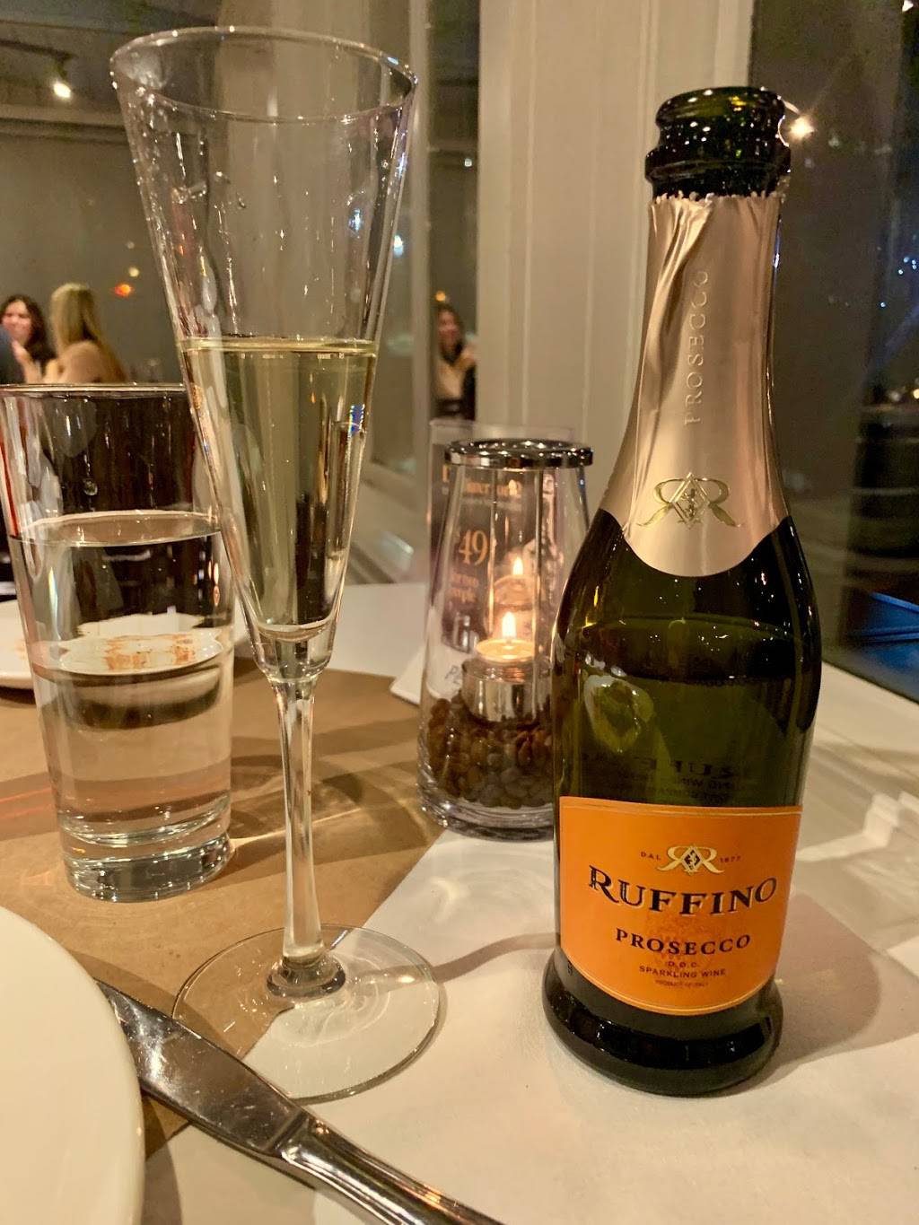 Carmines Italian Ristorante | restaurant | 72 N Water St, New Bedford, MA 02740, USA | 5089995555 OR +1 508-999-5555