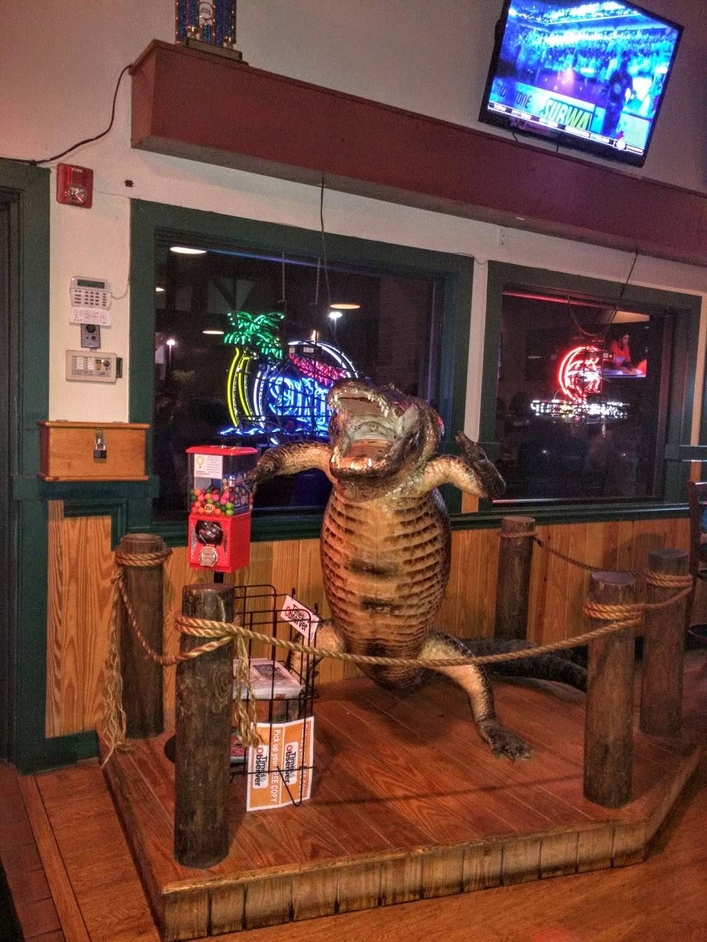 Gators Dockside Ocoee | restaurant | 8969 W Colonial Dr, Ocoee, FL 34761, USA | 4075215545 OR +1 407-521-5545