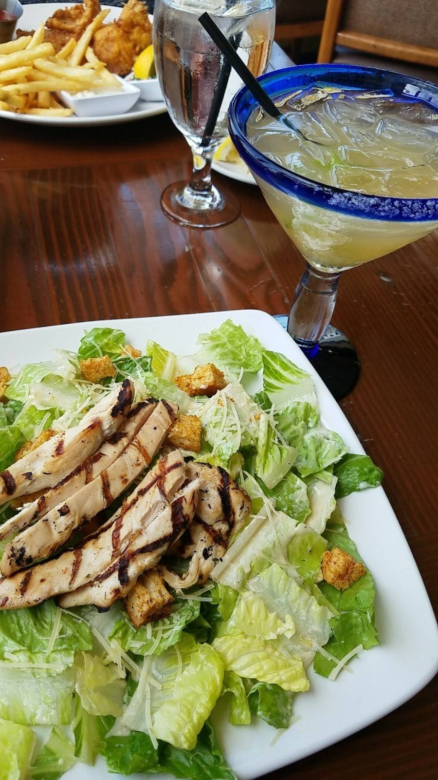 Edgewater Grill | restaurant | 861 W Harbor Dr, San Diego, CA 92101, USA | 6192327581 OR +1 619-232-7581