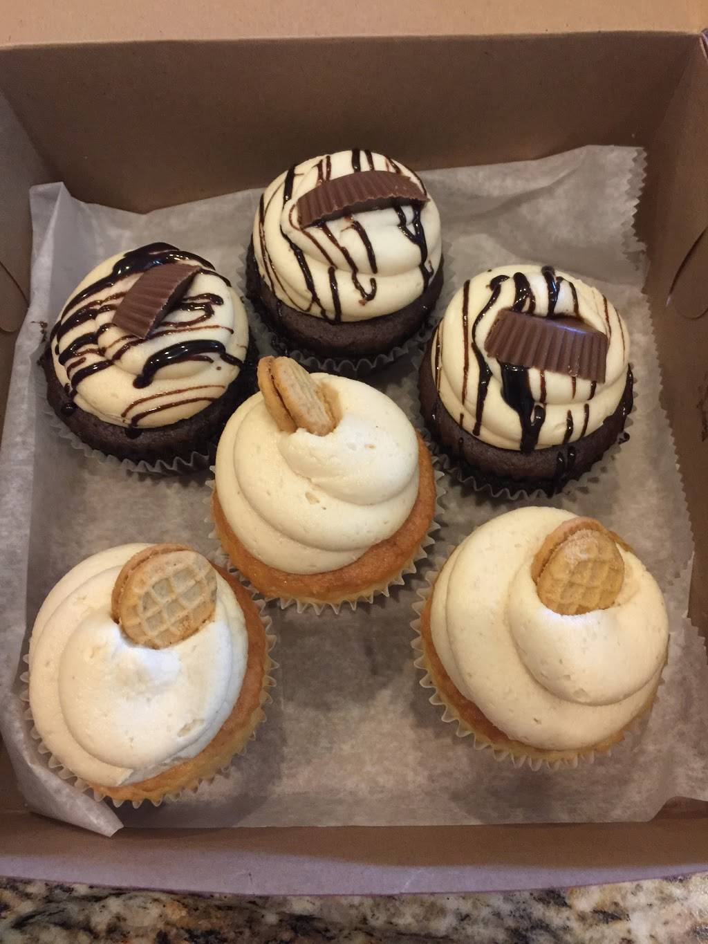 Short Cakes | restaurant | 15 Broward Ave, LaBelle, FL 33935, USA | 8636757575 OR +1 863-675-7575