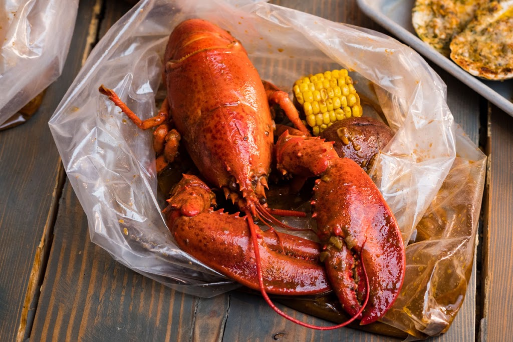 Millions Crab Boiled Seafood- Middletown | restaurant | 12951 Shelbyville Rd Ste 110, Louisville, KY 40243, USA | 5023652665 OR +1 502-365-2665