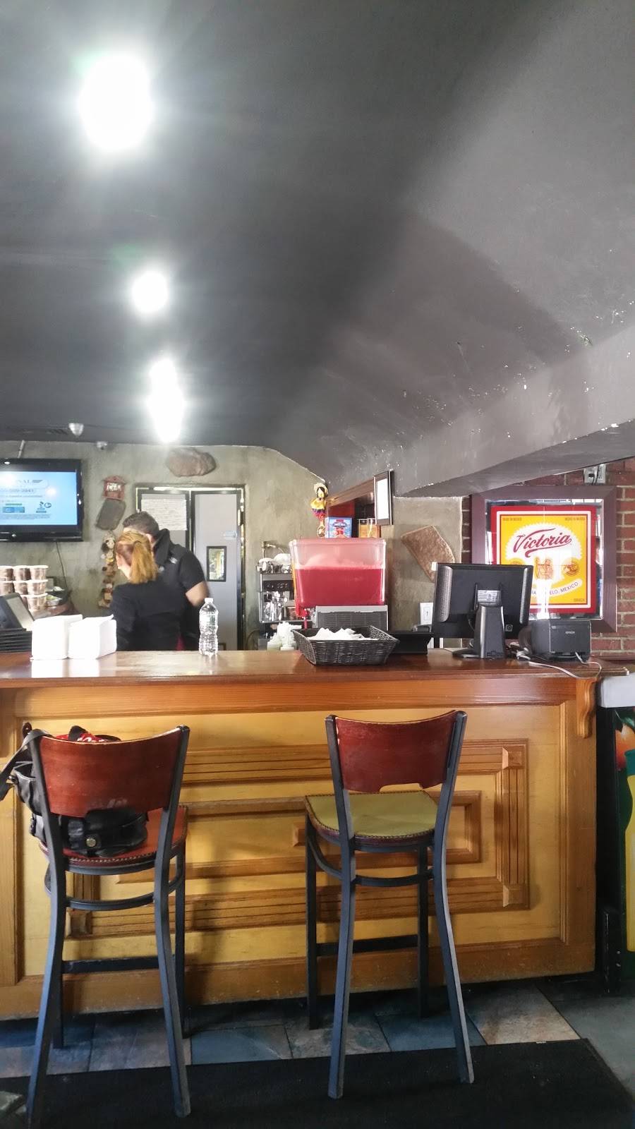 Tropical | restaurant | 36-10 Greenpoint Ave, Long Island City, NY 11101, USA | 7183922734 OR +1 718-392-2734