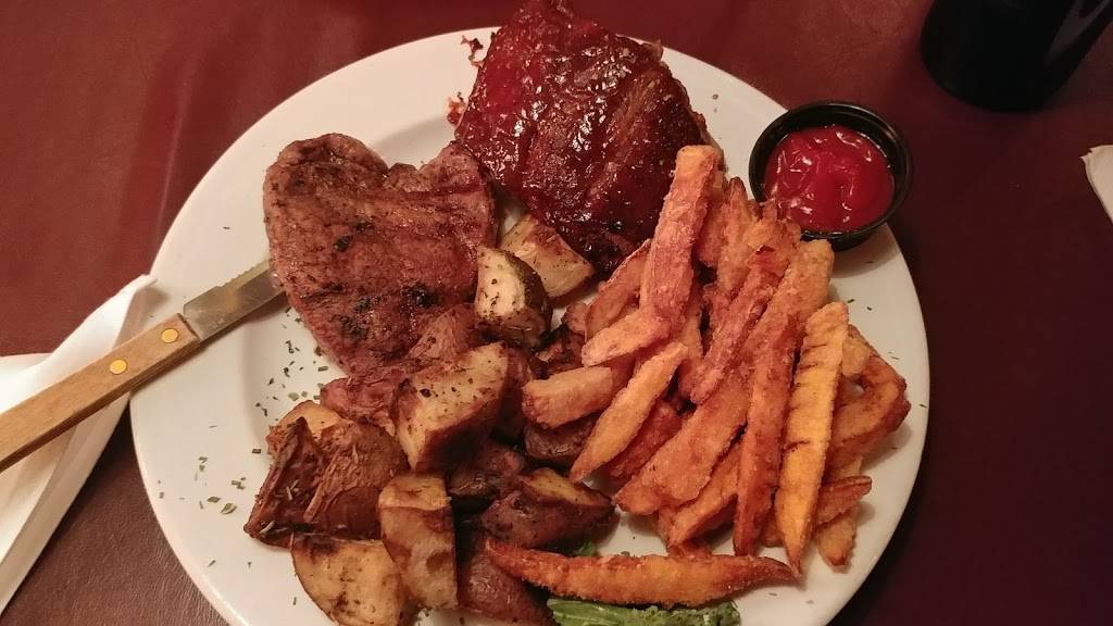 Gatsbys Seafood & Steakhouse | restaurant | 203 Center Ave, Bay City, MI 48708, USA | 9899225556 OR +1 989-922-5556