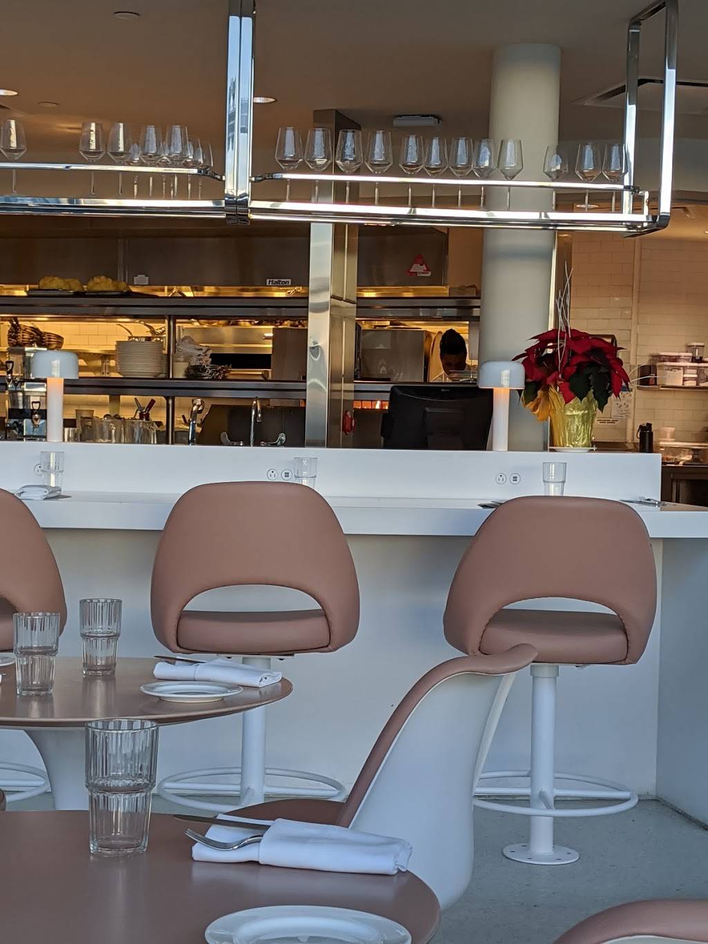 The Paris Café | restaurant | Terminal 5, 6 Central Terminal Area, Jamaica, NY 11430, USA | 2128069000 OR +1 212-806-9000