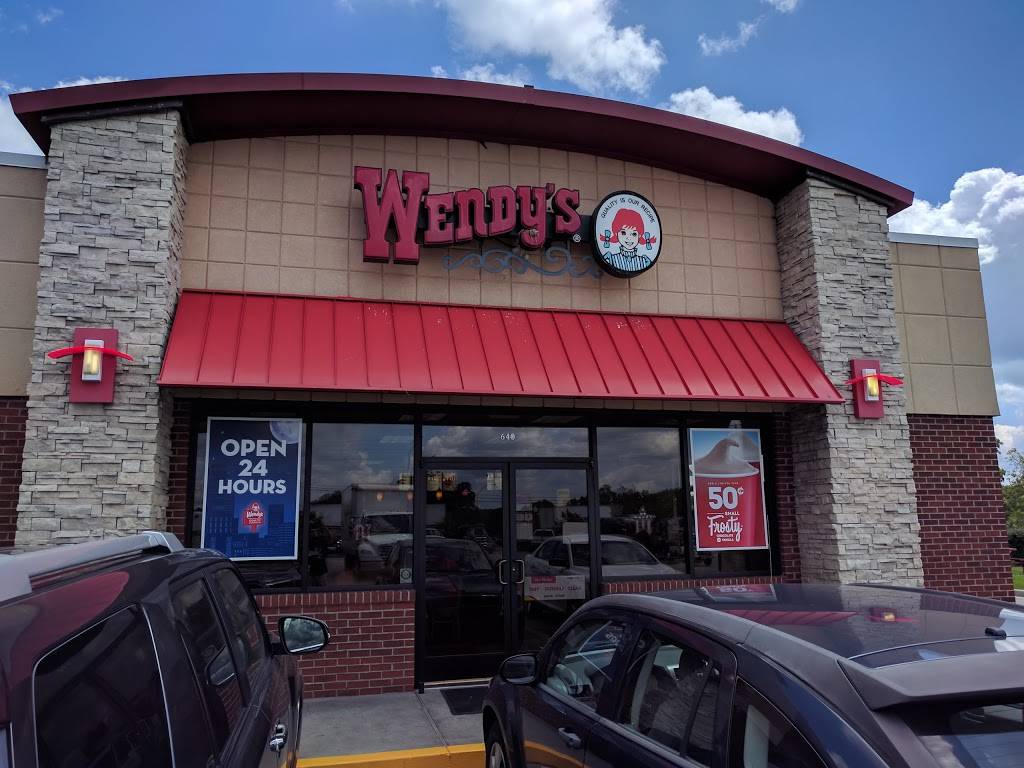Wendys | restaurant | 640 Dixie Lee Ave, Monteagle, TN 37356, USA | 9319245122 OR +1 931-924-5122