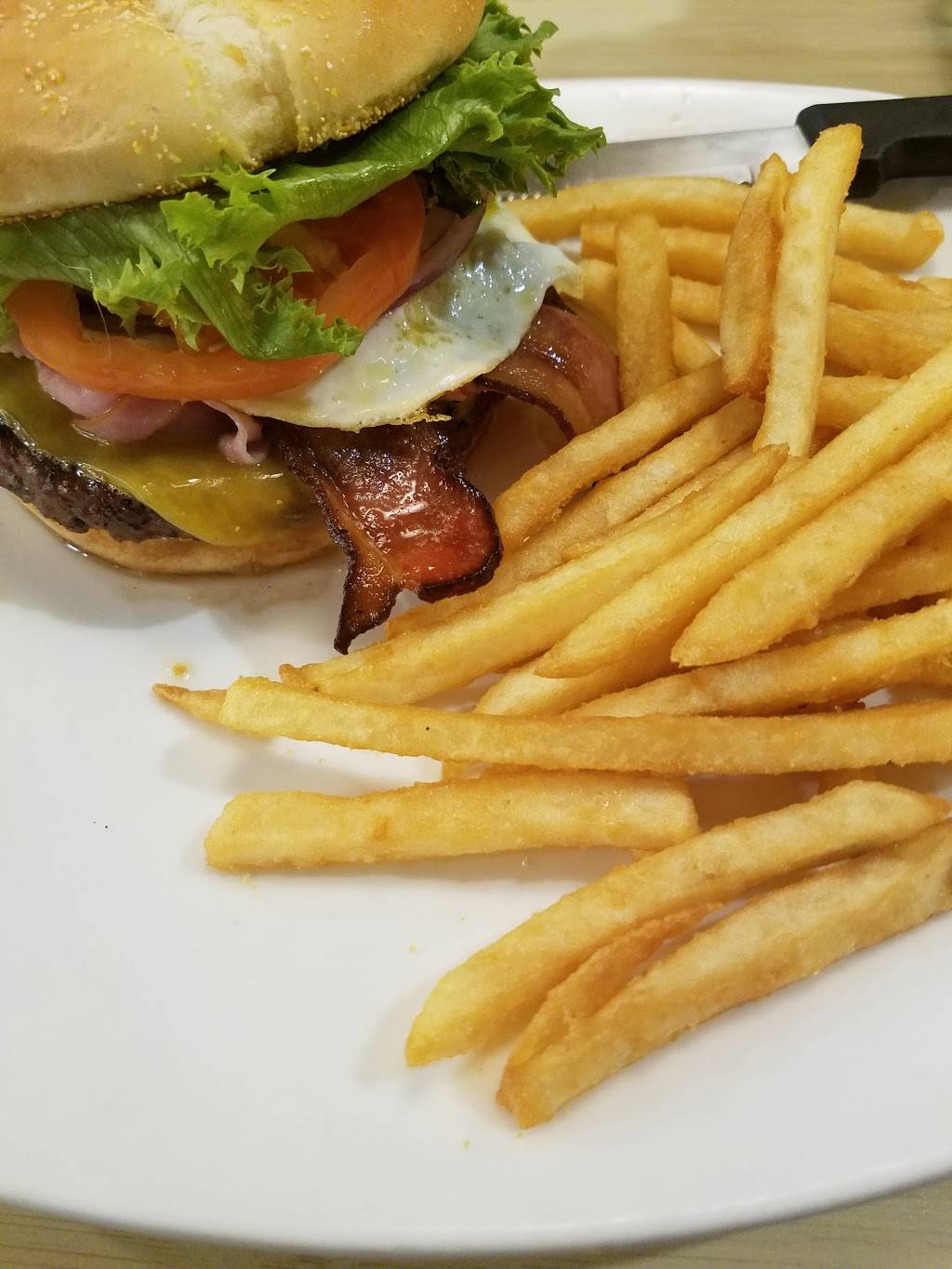 Sharis Cafe and Pies | bakery | 4316 Wheaton Way, Bremerton, WA 98310, USA | 3603731768 OR +1 360-373-1768