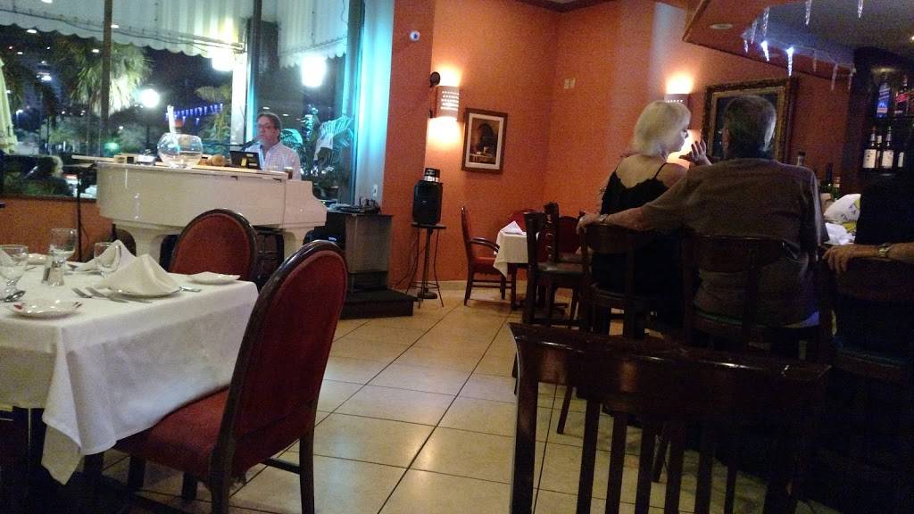 Nando Italian Restaurant | restaurant | 2500 E Hallandale Beach Blvd, Hallandale Beach, FL 33009, USA | 9544577379 OR +1 954-457-7379