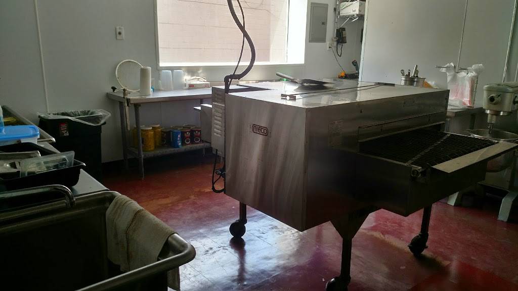 Quickys Drive Thru | meal takeaway | 35652 Vine St, Eastlake, OH 44095, USA | 4409460553 OR +1 440-946-0553