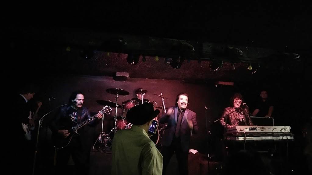 El Nuevo Monterey | restaurant | 601 N Harbor Blvd, Santa Ana, CA 92703, USA | 7145543681 OR +1 714-554-3681