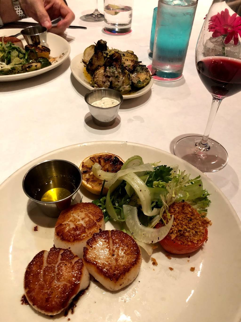 Perlas | restaurant | 1400 S Congress Ave, Austin, TX 78704, USA | 5122917300 OR +1 512-291-7300