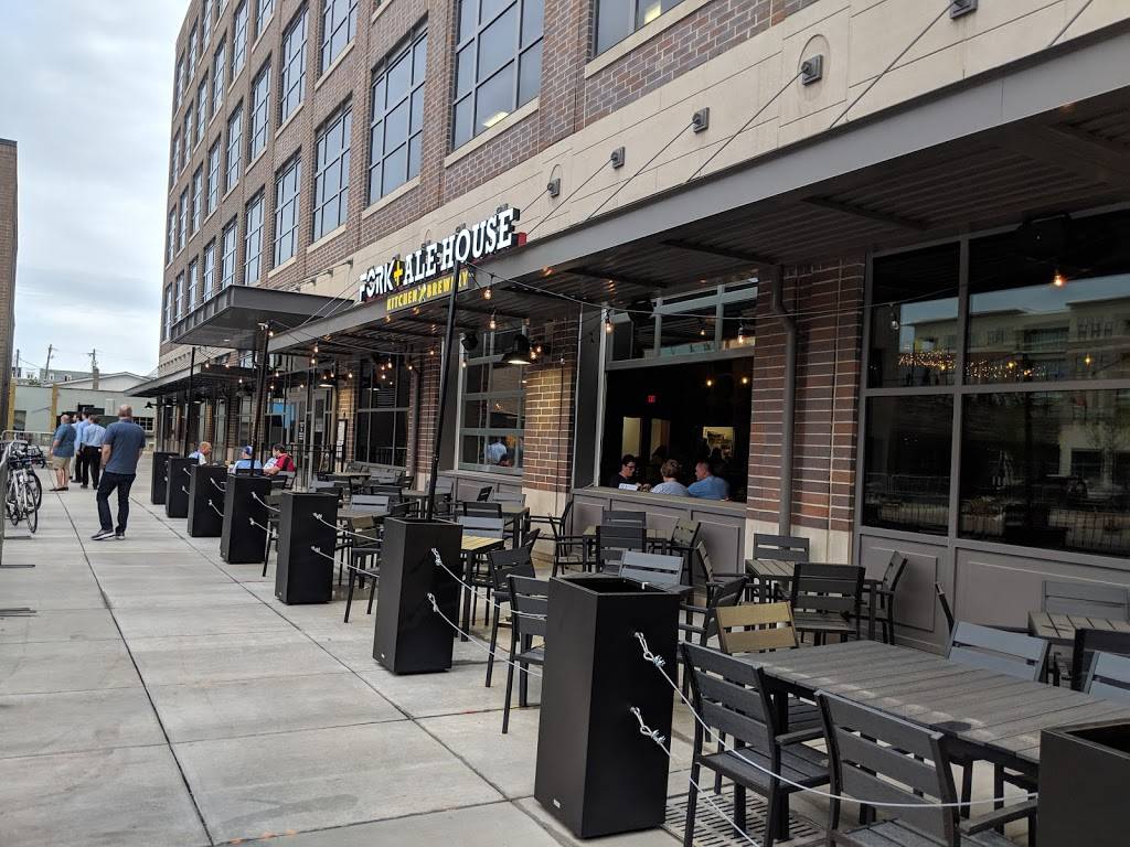 Fork and Ale House | restaurant | 350 Veterans Way Suite 150, Carmel, IN 46032, USA | 3176692686 OR +1 317-669-2686