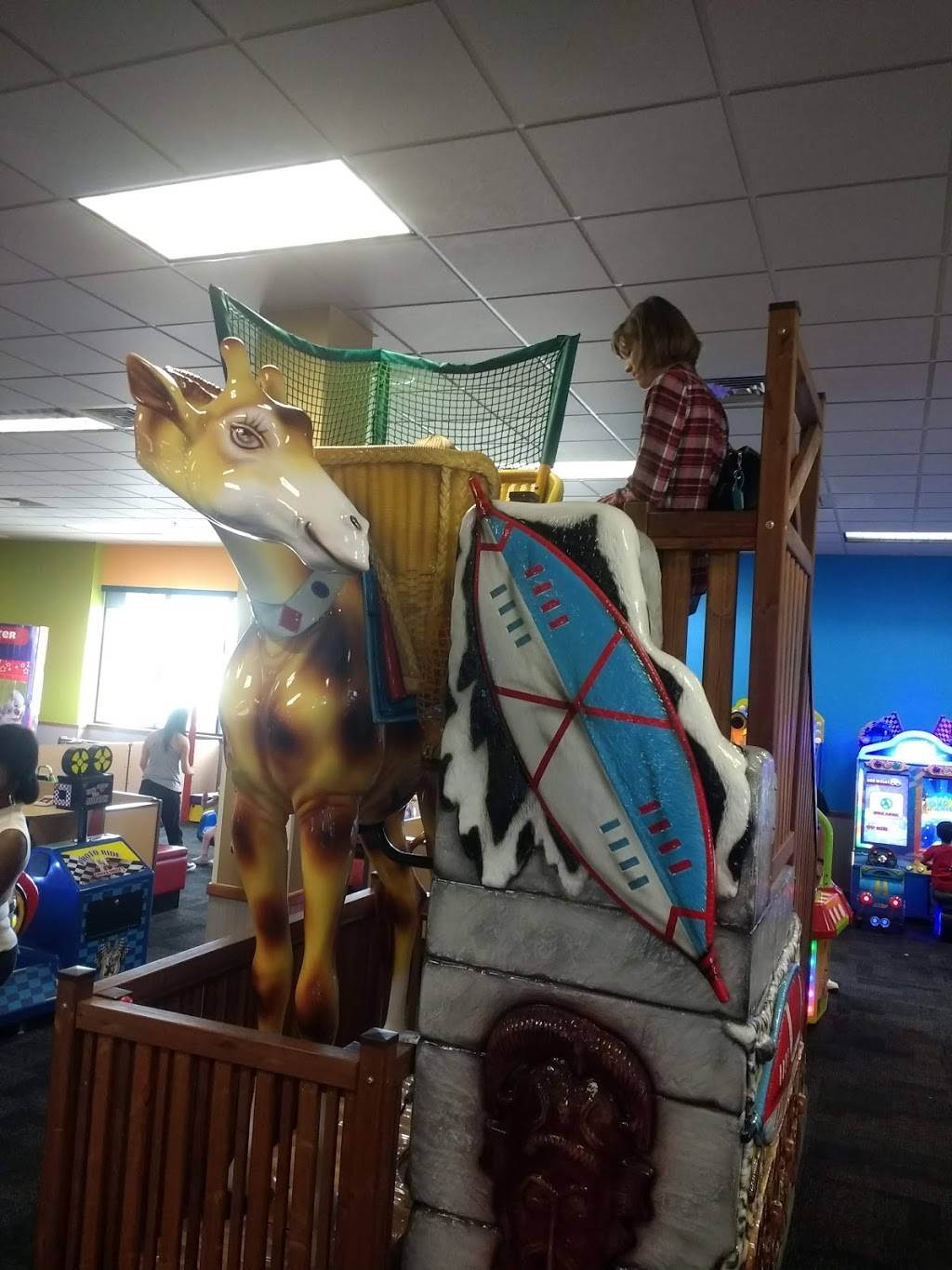 Chuck E. Cheeses | restaurant | 9121 N Fwy Service Rd E, Fort Worth, TX 76177, USA | 8174845431 OR +1 817-484-5431