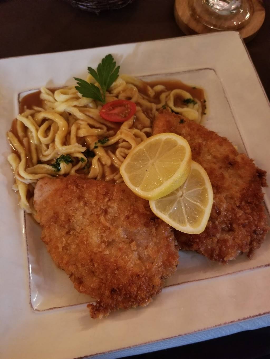 Schwaben House | restaurant | 1810 Laurens Rd, Greenville, SC 29607, USA | 8643298681 OR +1 864-329-8681