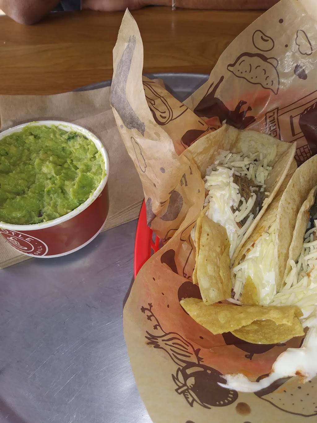 Chipotle Mexican Grill | restaurant | 8813 S Harlem Ave, Bridgeview, IL 60455, USA | 7085981555 OR +1 708-598-1555