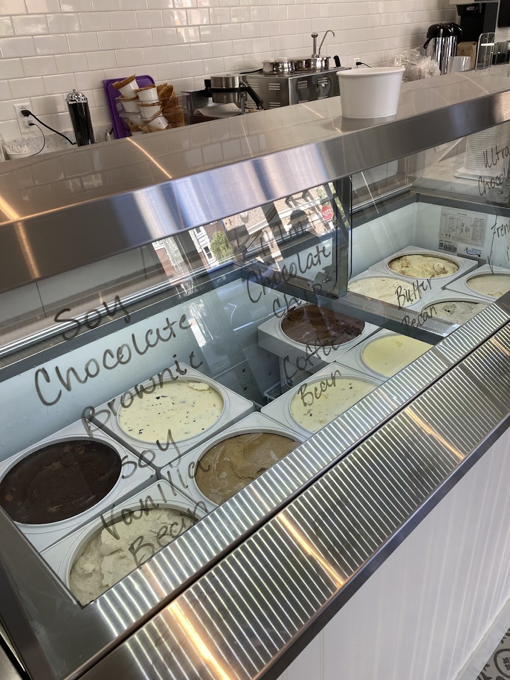 Mimis Chocolates | restaurant | 6601 Dublin Blvd Ste N, Dublin, CA 94568, USA | 5105086727 OR +1 510-508-6727