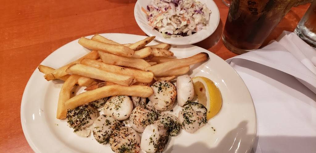 J R Maxwell & Co. | restaurant | 122 Front St, Bath, ME 04530, USA | 2074432014 OR +1 207-443-2014