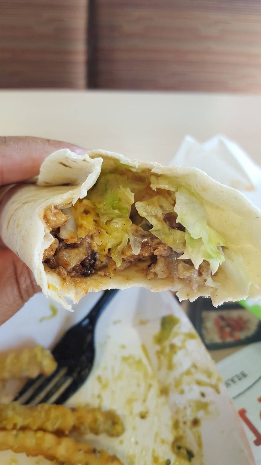 Del Taco | meal takeaway | 2120 E Carson St, Long Beach, CA 90807, USA | 5629972978 OR +1 562-997-2978