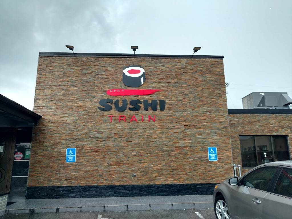 Sushi Train | restaurant | 94 White Bridge Rd, Nashville, TN 37205, USA | 6153538000 OR +1 615-353-8000