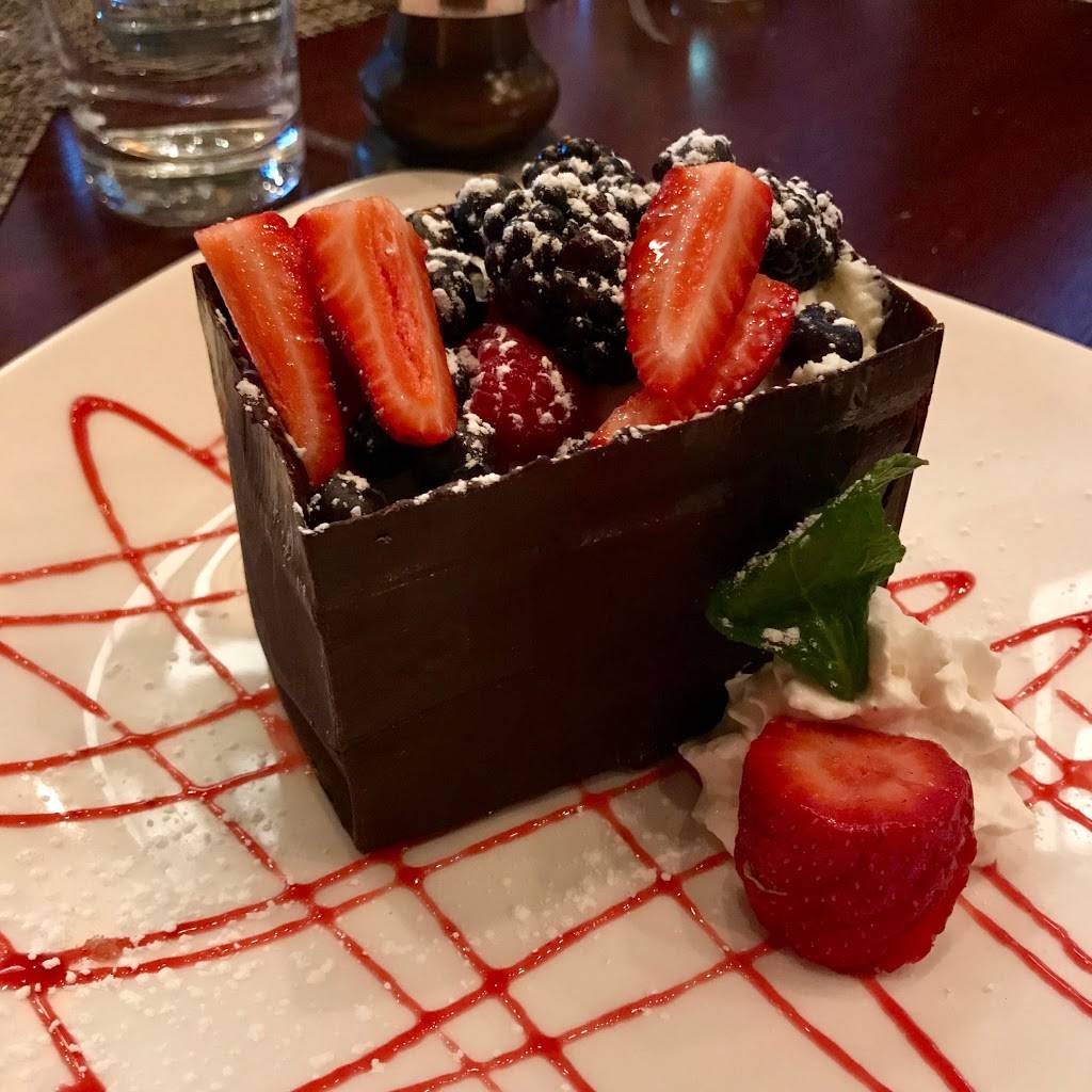 McCormick & Schmicks Seafood & Steaks | restaurant | 4335 Barclay Downs Dr, Charlotte, NC 28209, USA | 7044425522 OR +1 704-442-5522