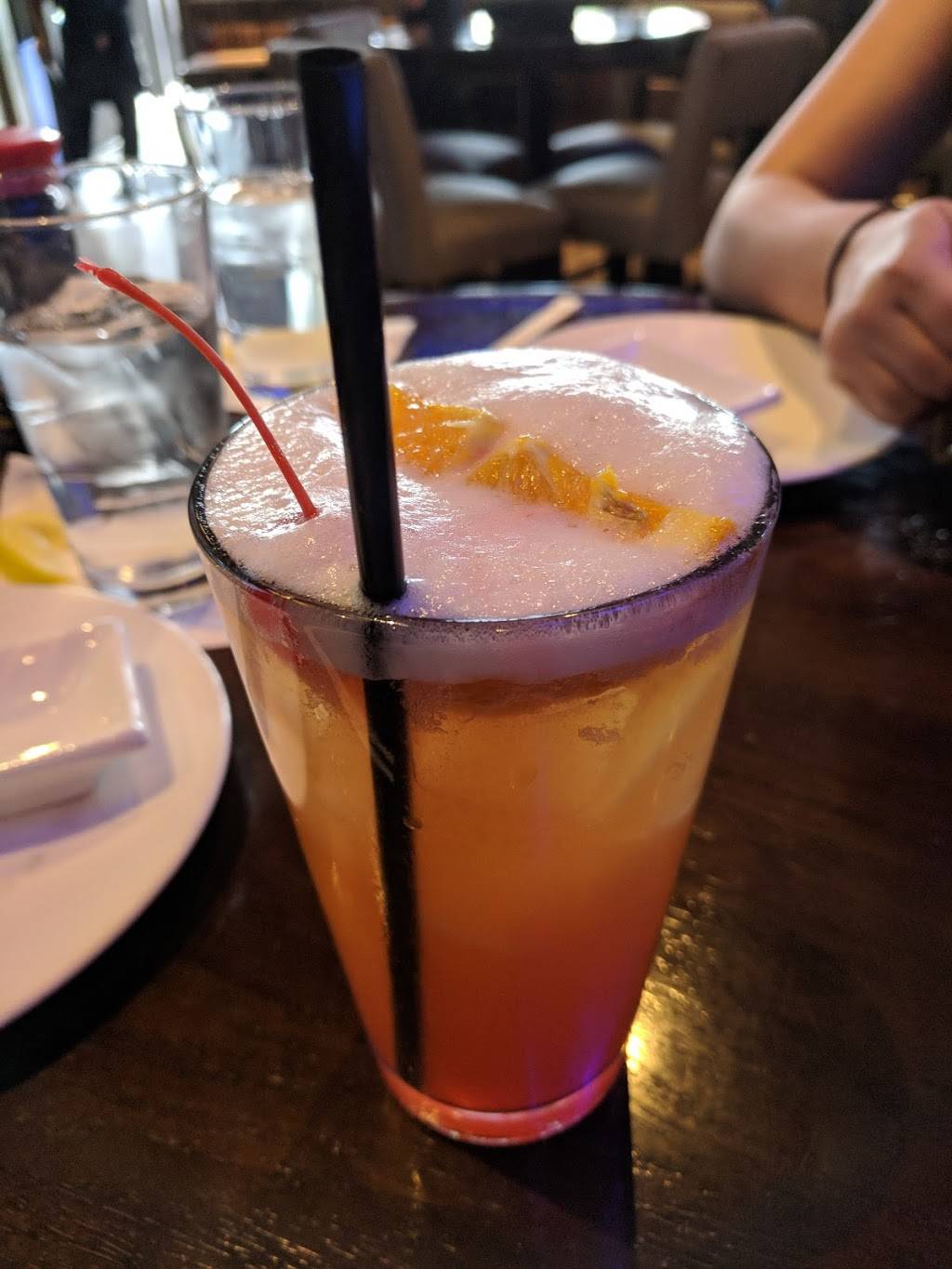 Kona Grill | restaurant | 3000 E 1st Ave #184, Denver, CO 80206, USA | 7209741300 OR +1 720-974-1300